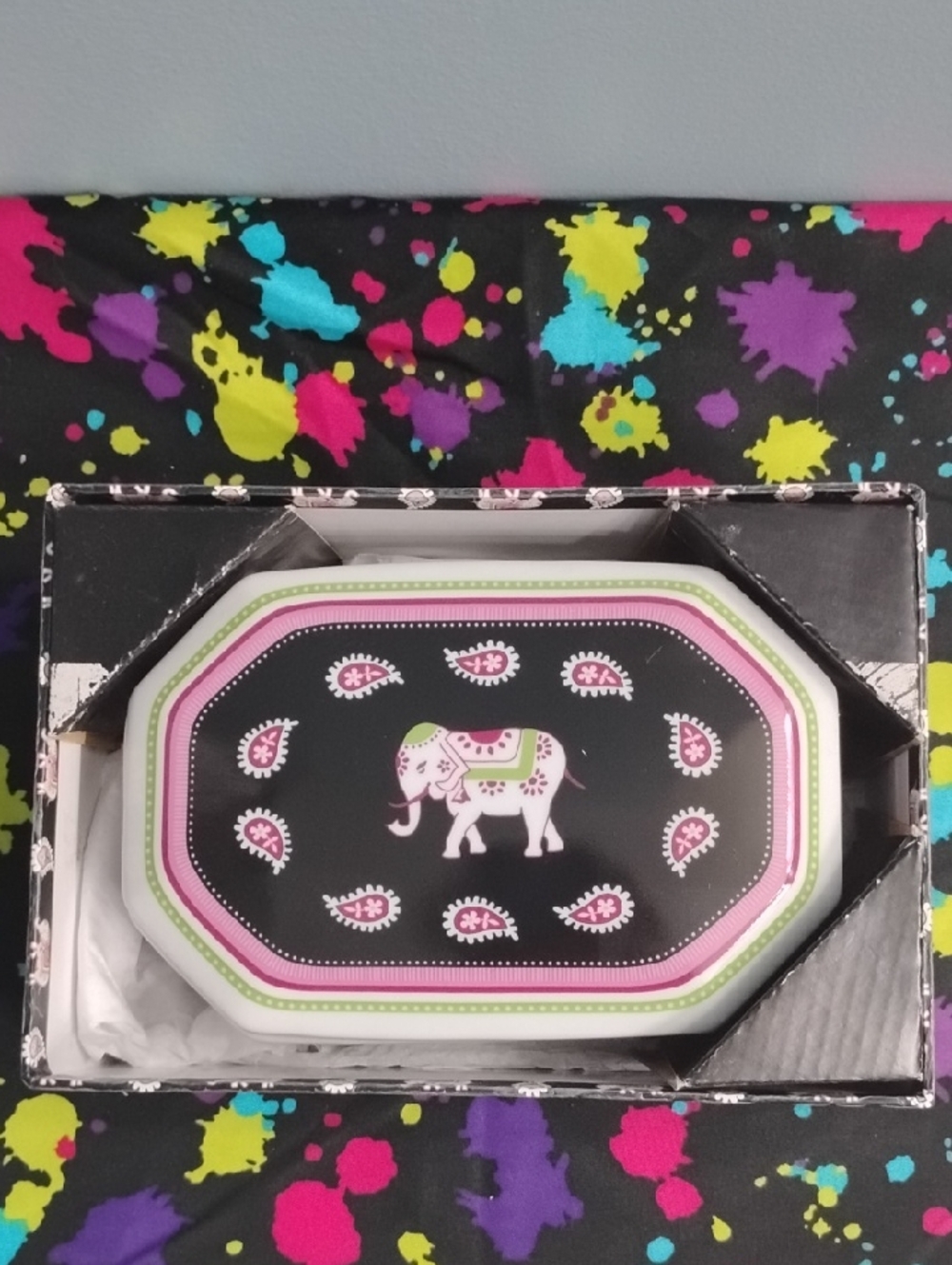 NIB 🩷 Retired Vera Bradley "Pink Elephants" Ceramic Trinket Box